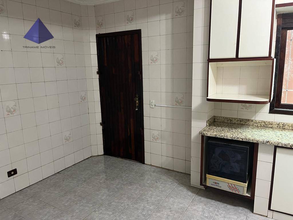 Sobrado à venda com 3 quartos, 232M2 - Foto 9