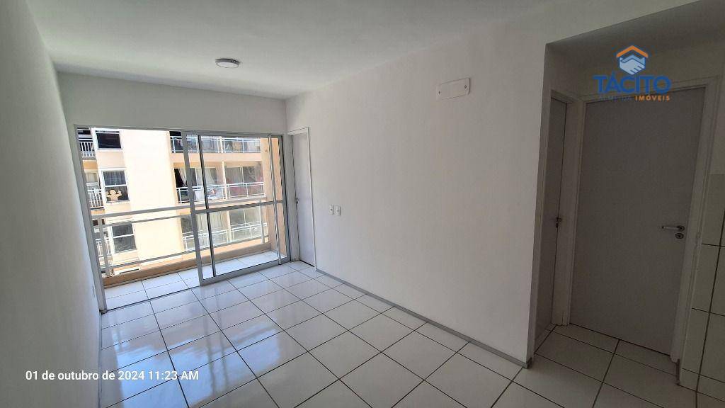 Apartamento à venda com 2 quartos, 43m² - Foto 3