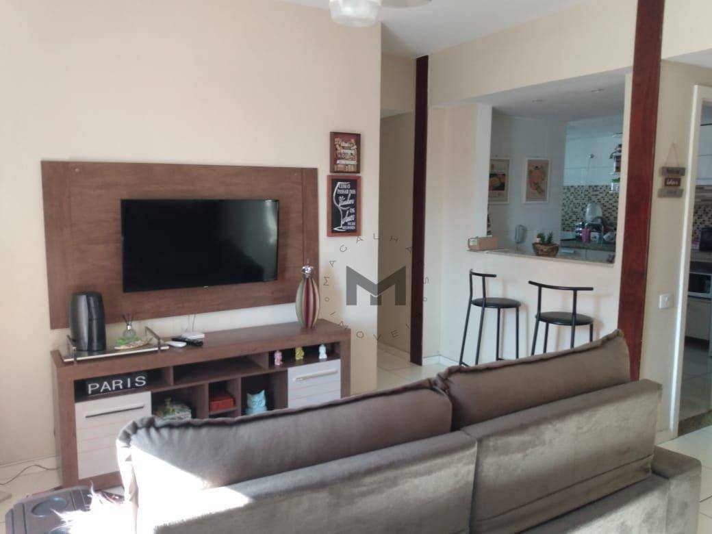 Apartamento à venda com 2 quartos, 70m² - Foto 3