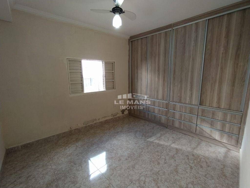 Casa à venda com 3 quartos, 148m² - Foto 18