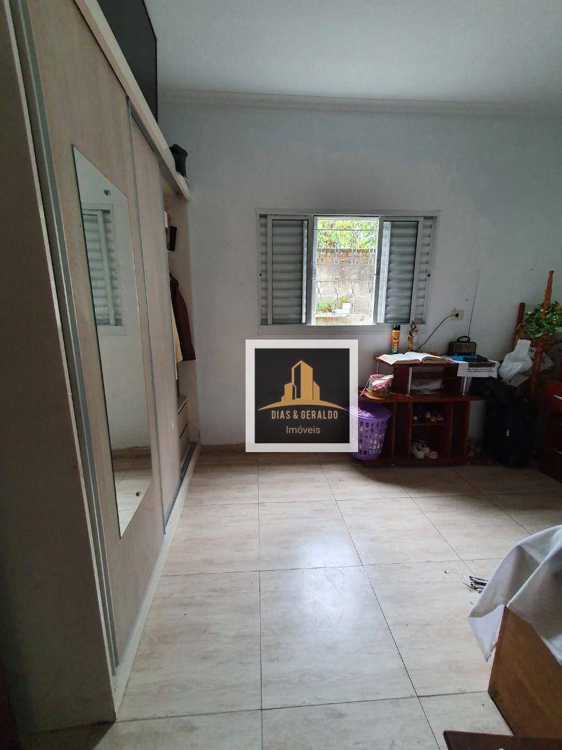 Sobrado à venda com 4 quartos, 167m² - Foto 9