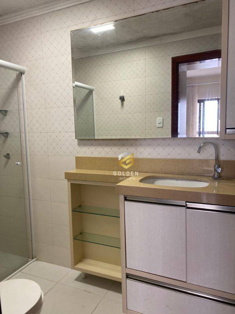 Apartamento à venda com 3 quartos, 225m² - Foto 11