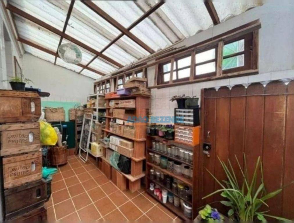 Casa à venda com 3 quartos, 92m² - Foto 12