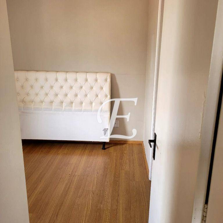 Apartamento à venda com 2 quartos, 62m² - Foto 10