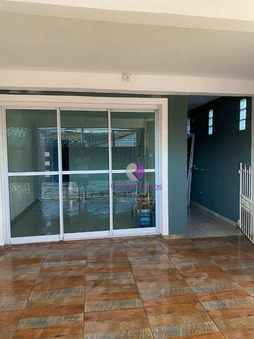 Sobrado à venda com 2 quartos, 143m² - Foto 2