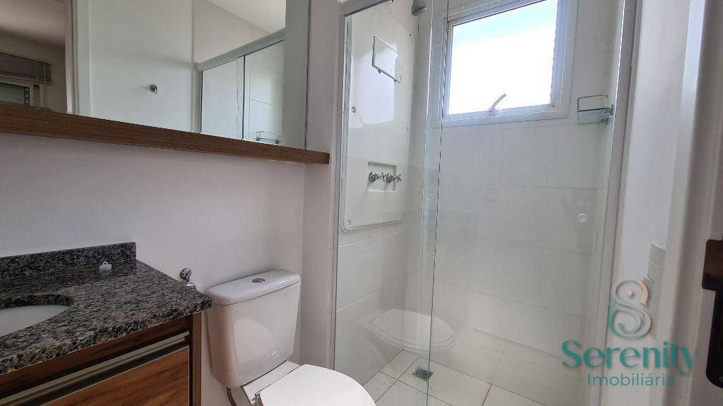 Apartamento para alugar com 2 quartos, 71m² - Foto 13