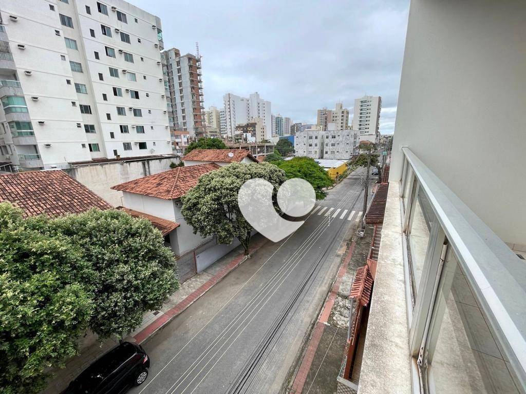 Apartamento à venda com 2 quartos, 127m² - Foto 1