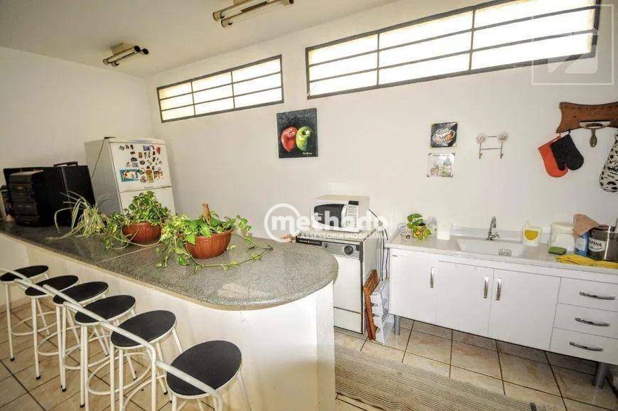 Casa à venda com 6 quartos, 700m² - Foto 44