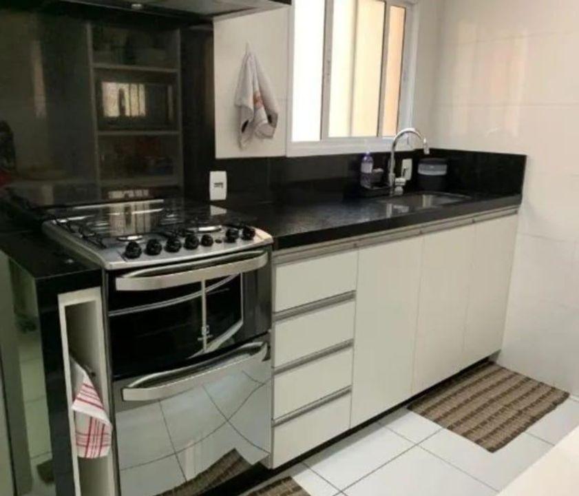 Apartamento à venda com 3 quartos, 87m² - Foto 2