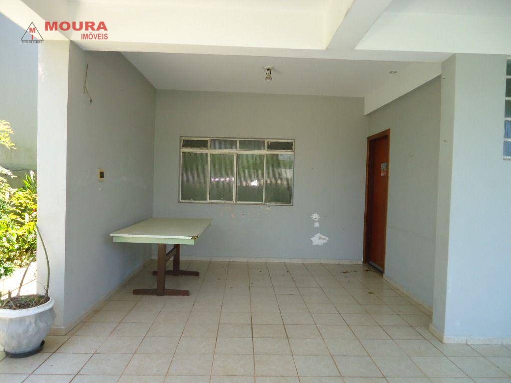 Casa à venda com 3 quartos, 245m² - Foto 34