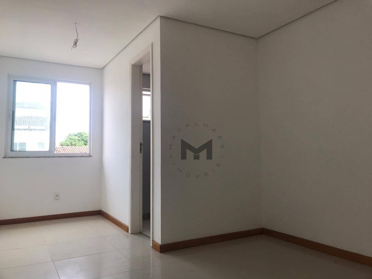 Casa à venda com 3 quartos, 166m² - Foto 1