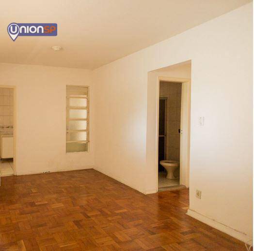 Apartamento à venda com 2 quartos, 65m² - Foto 3