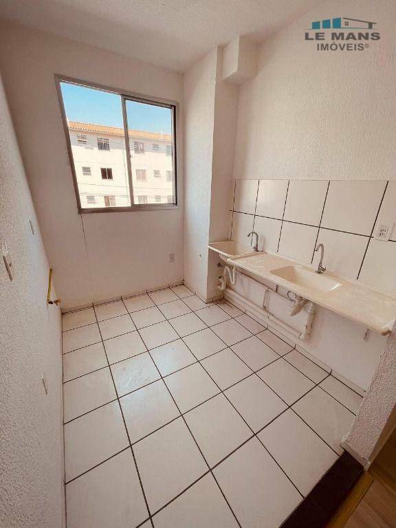 Apartamento à venda com 2 quartos, 60m² - Foto 10