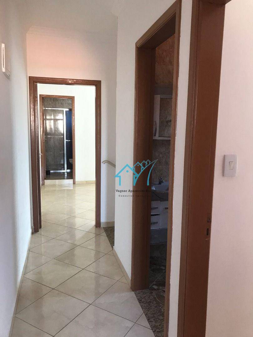 Sobrado à venda com 3 quartos, 174M2 - Foto 3