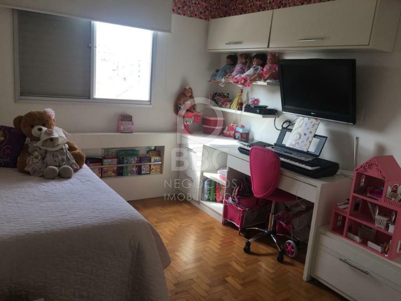 Apartamento à venda com 3 quartos, 142m² - Foto 12