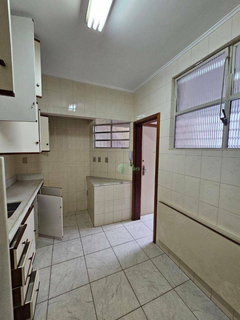 Apartamento à venda com 3 quartos, 162m² - Foto 18