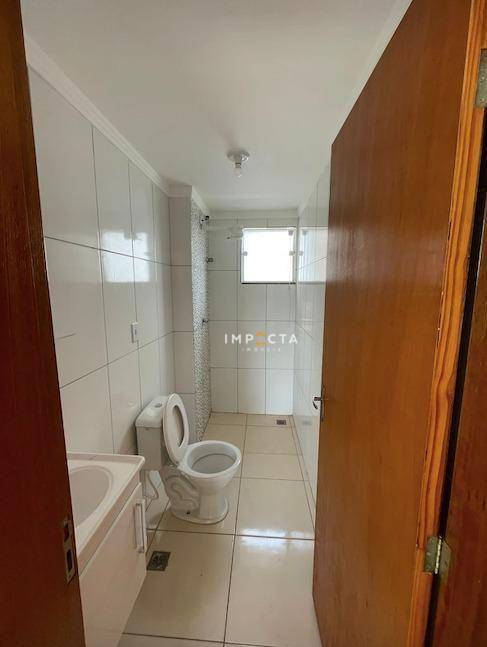 Apartamento à venda com 2 quartos, 64m² - Foto 4