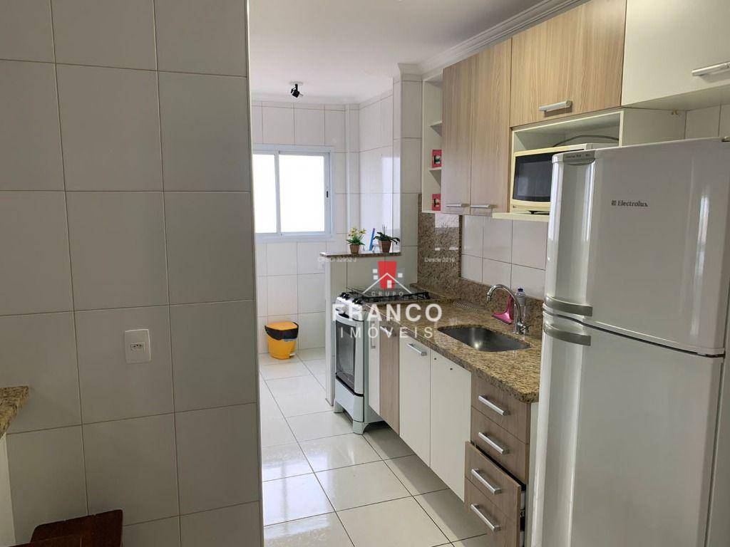 Apartamento à venda com 2 quartos, 74m² - Foto 7