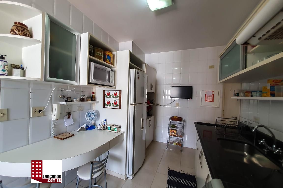 Apartamento à venda com 2 quartos, 73m² - Foto 2