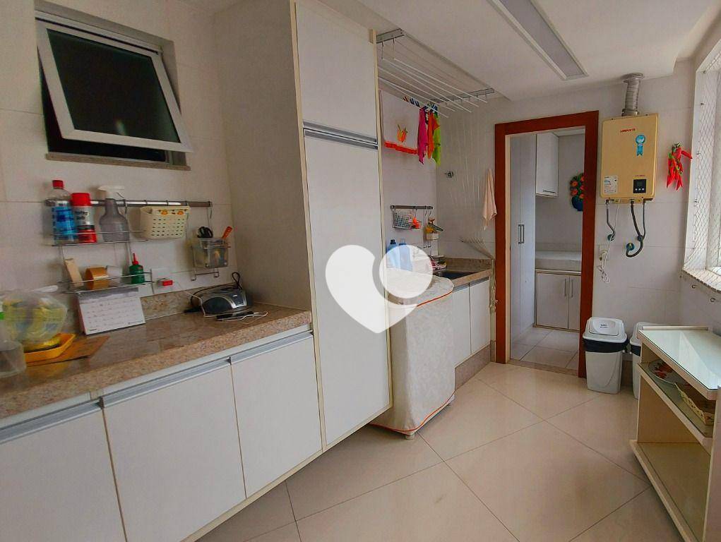 Apartamento à venda com 4 quartos, 211m² - Foto 27