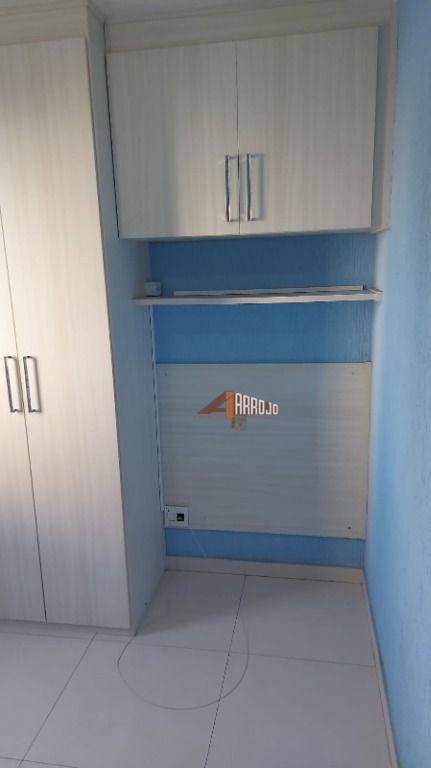 Apartamento à venda com 2 quartos, 48m² - Foto 18