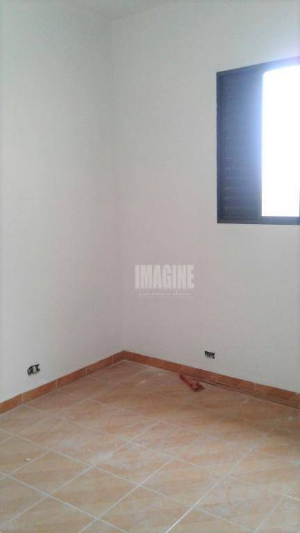 Sobrado à venda com 3 quartos, 130m² - Foto 3