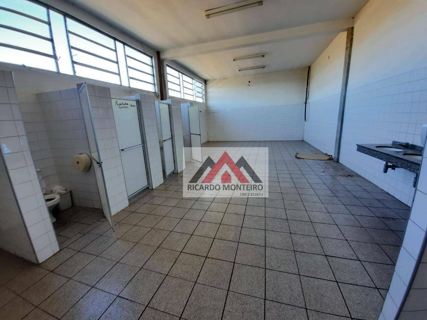 Depósito-Galpão-Armazém para alugar, 2500m² - Foto 29