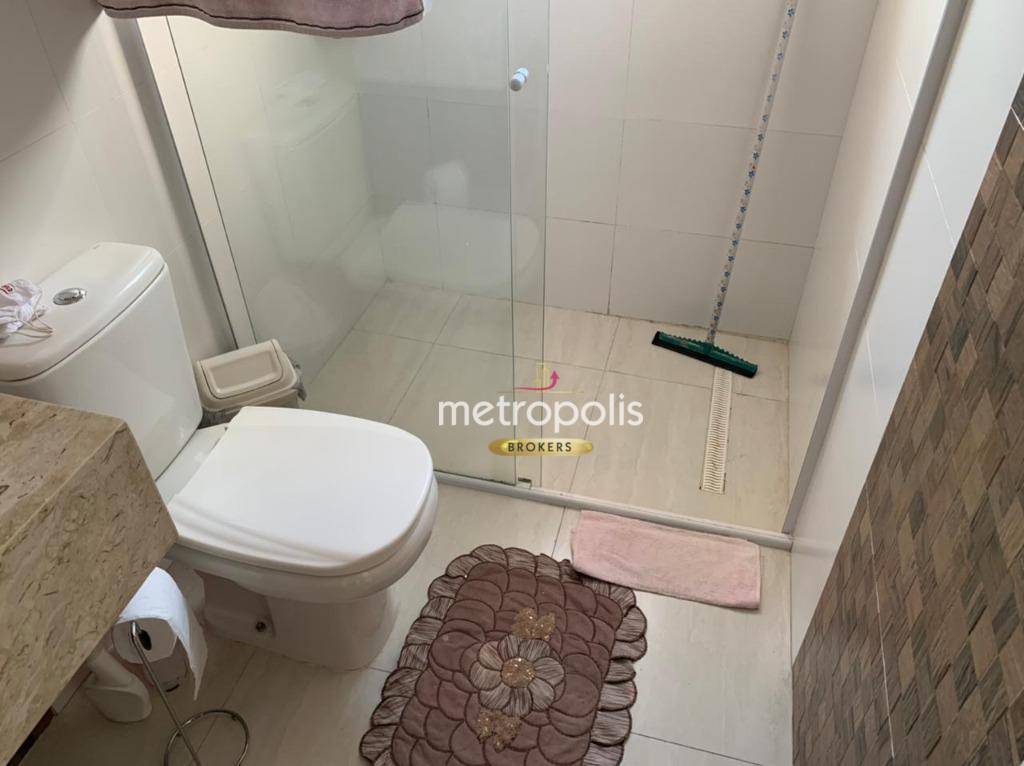 Sobrado à venda com 2 quartos, 220m² - Foto 32