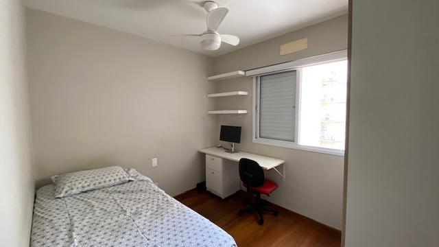 Apartamento para alugar com 3 quartos, 135m² - Foto 40