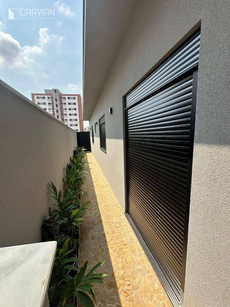 Casa de Condomínio à venda com 3 quartos, 150m² - Foto 2