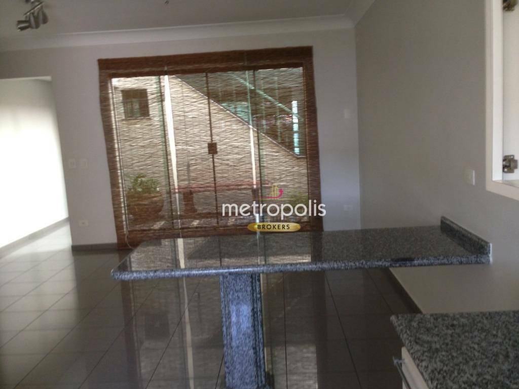 Sobrado à venda com 3 quartos, 267m² - Foto 2