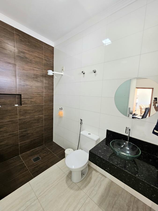 Casa à venda com 1 quarto, 250m² - Foto 8