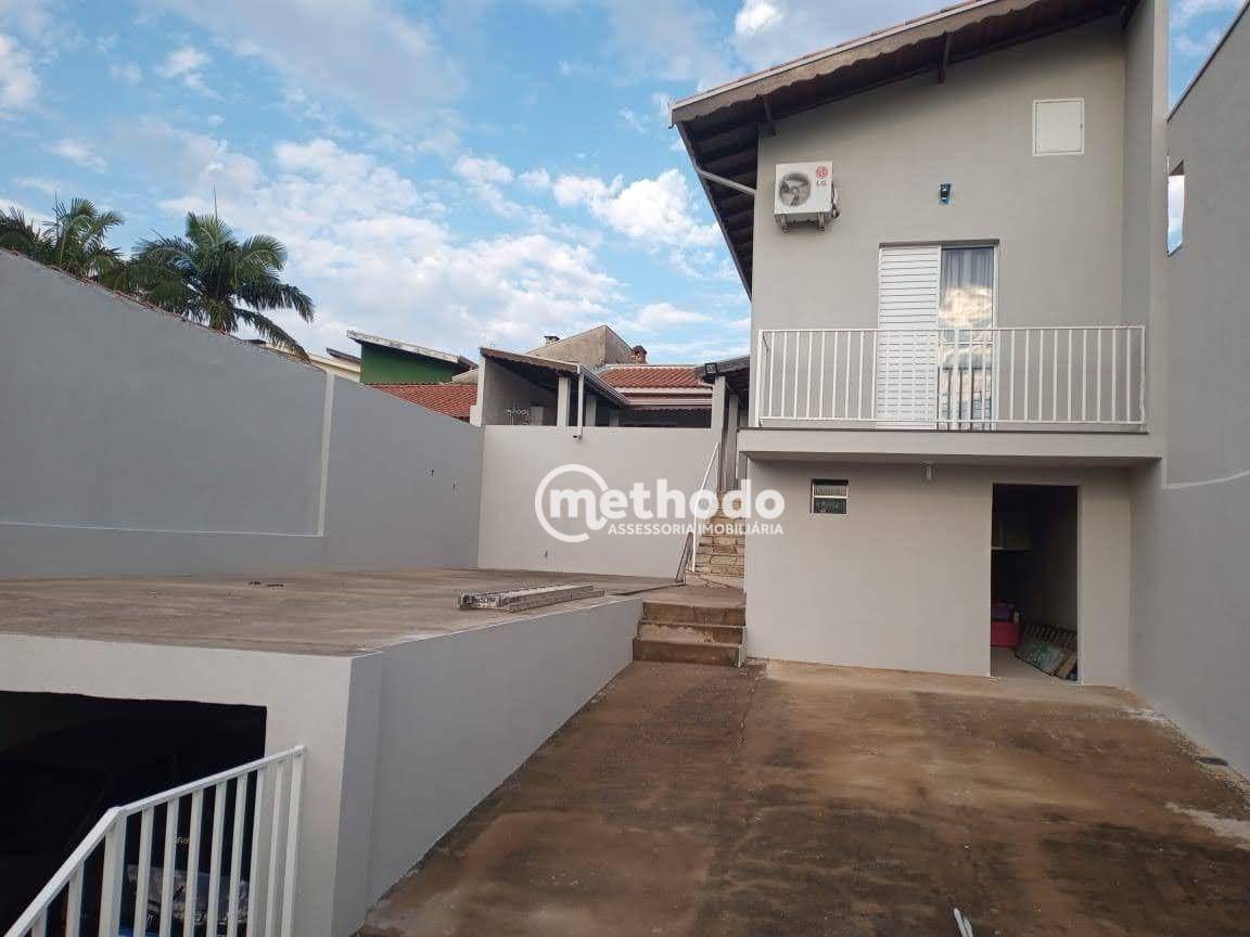 Casa à venda com 2 quartos, 150m² - Foto 1