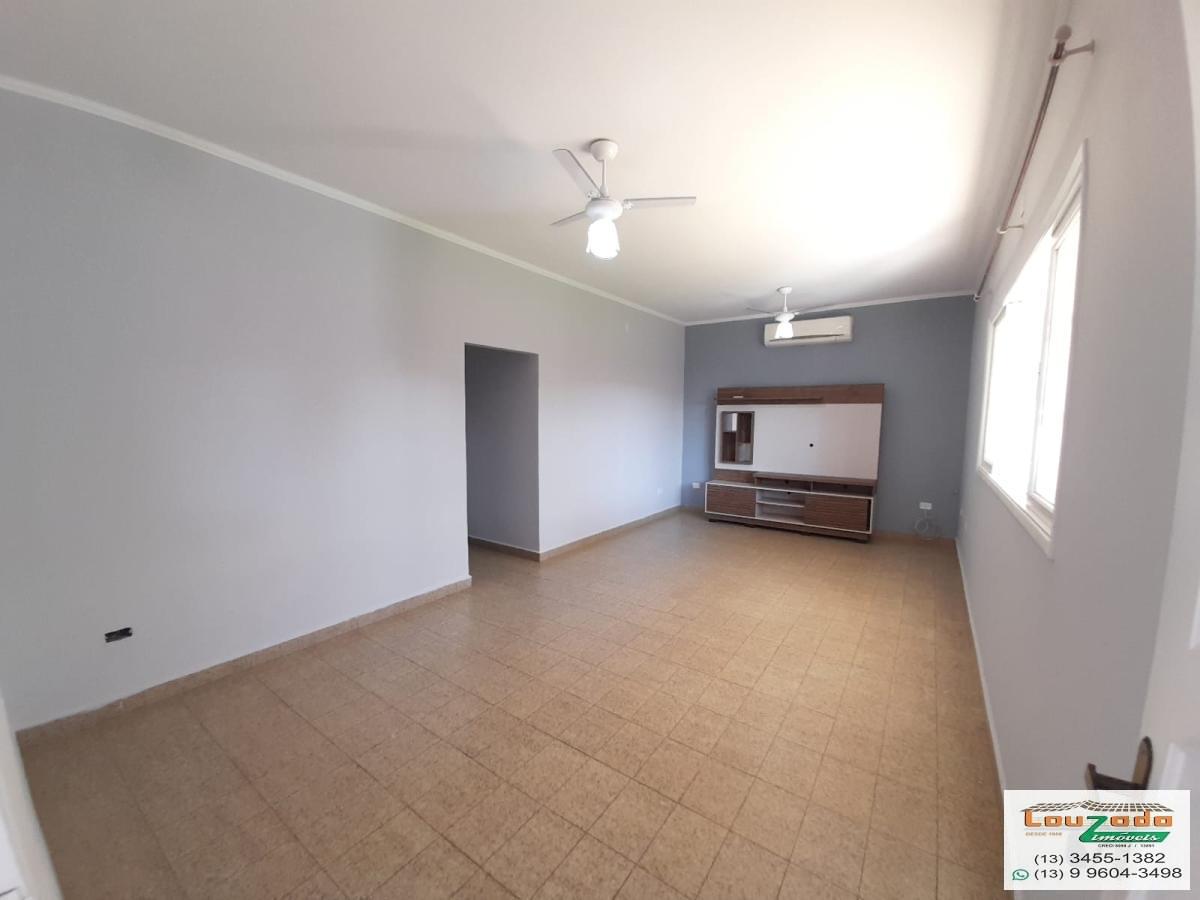 Casa para alugar com 3 quartos, 360m² - Foto 12