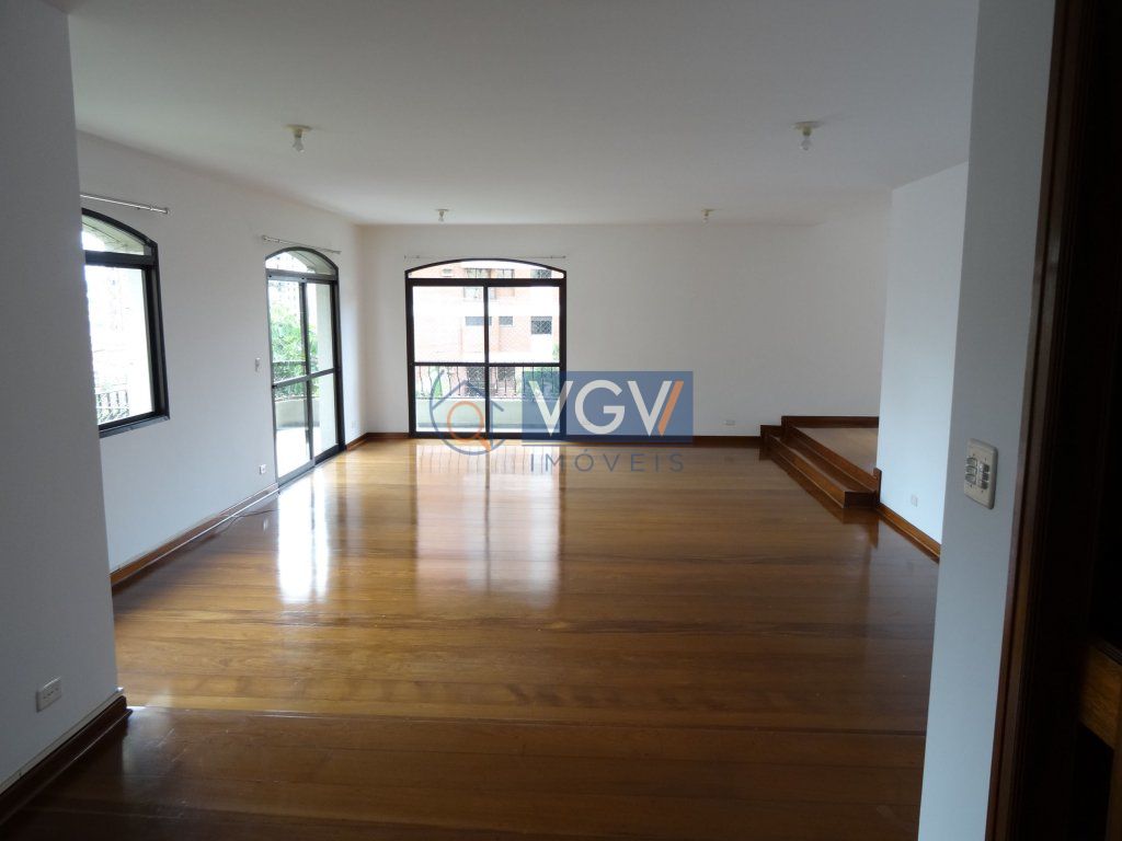 Apartamento para alugar com 3 quartos, 270m² - Foto 2