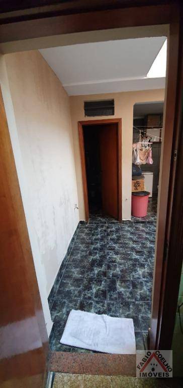 Casa à venda com 3 quartos, 131m² - Foto 21