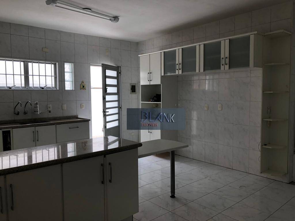 Casa à venda com 3 quartos, 190m² - Foto 13