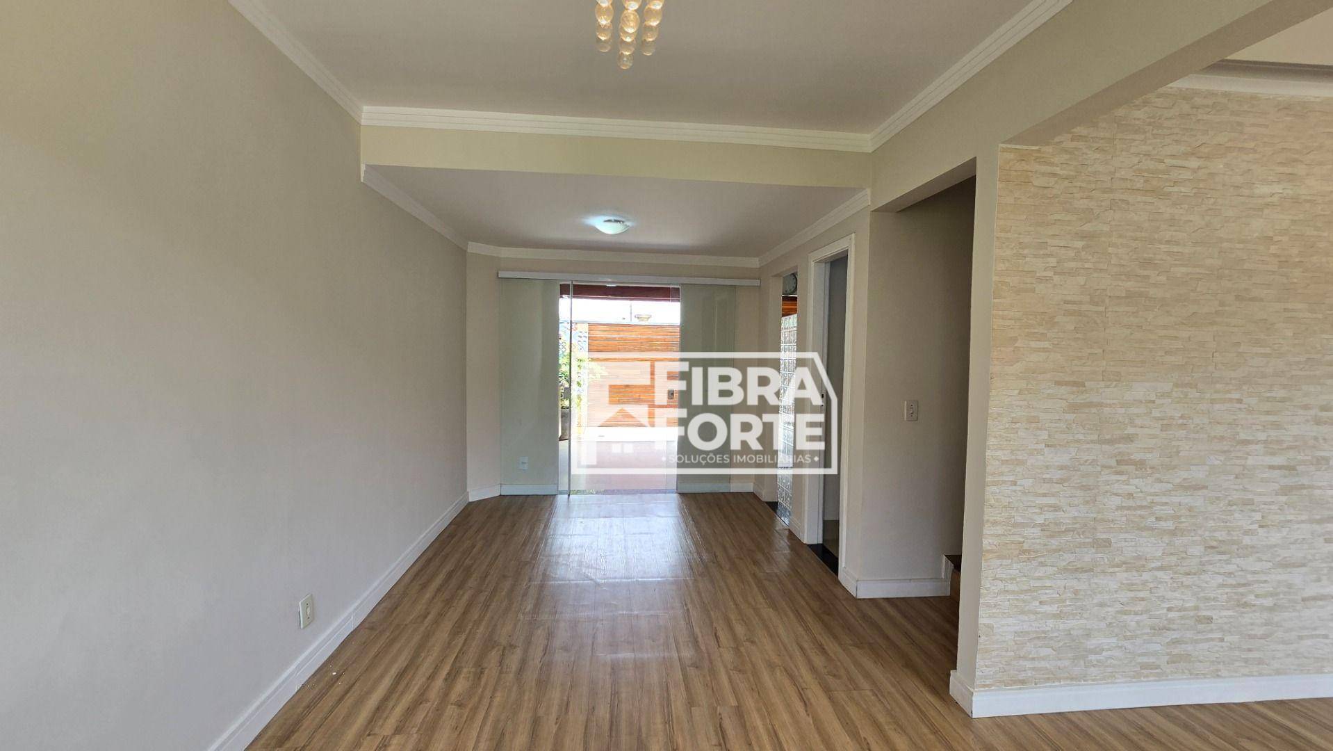 Casa de Condomínio para alugar com 3 quartos, 100m² - Foto 8