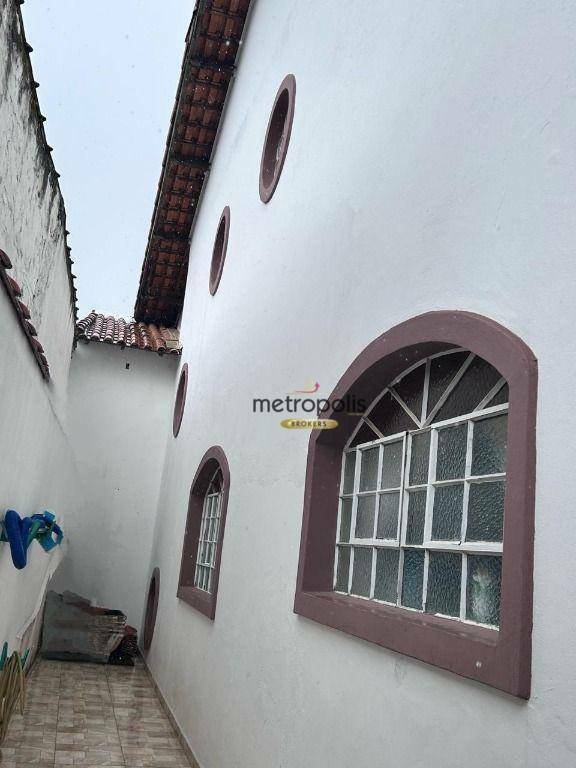 Sobrado à venda com 4 quartos, 225m² - Foto 29