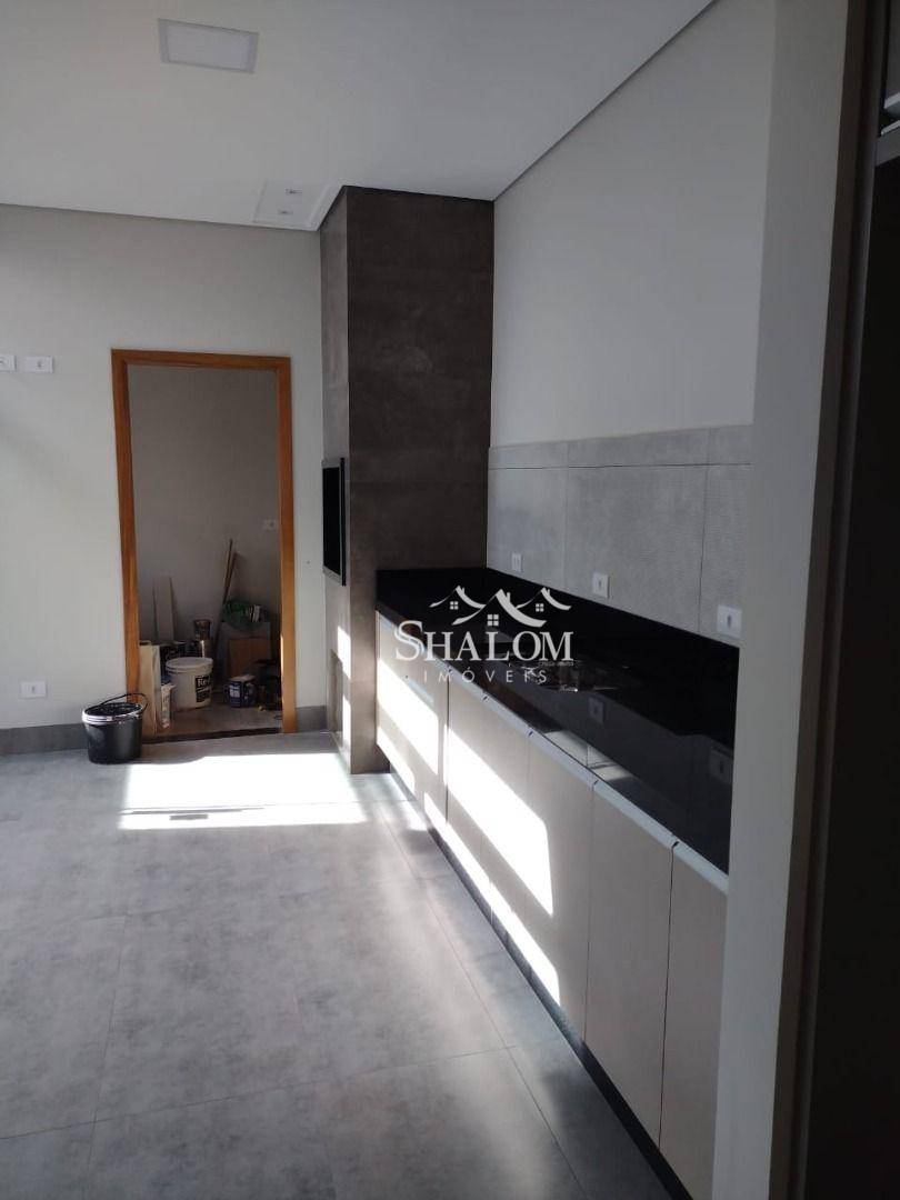 Casa à venda com 3 quartos, 121m² - Foto 13