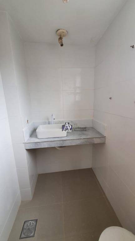 Apartamento à venda com 2 quartos, 79m² - Foto 20