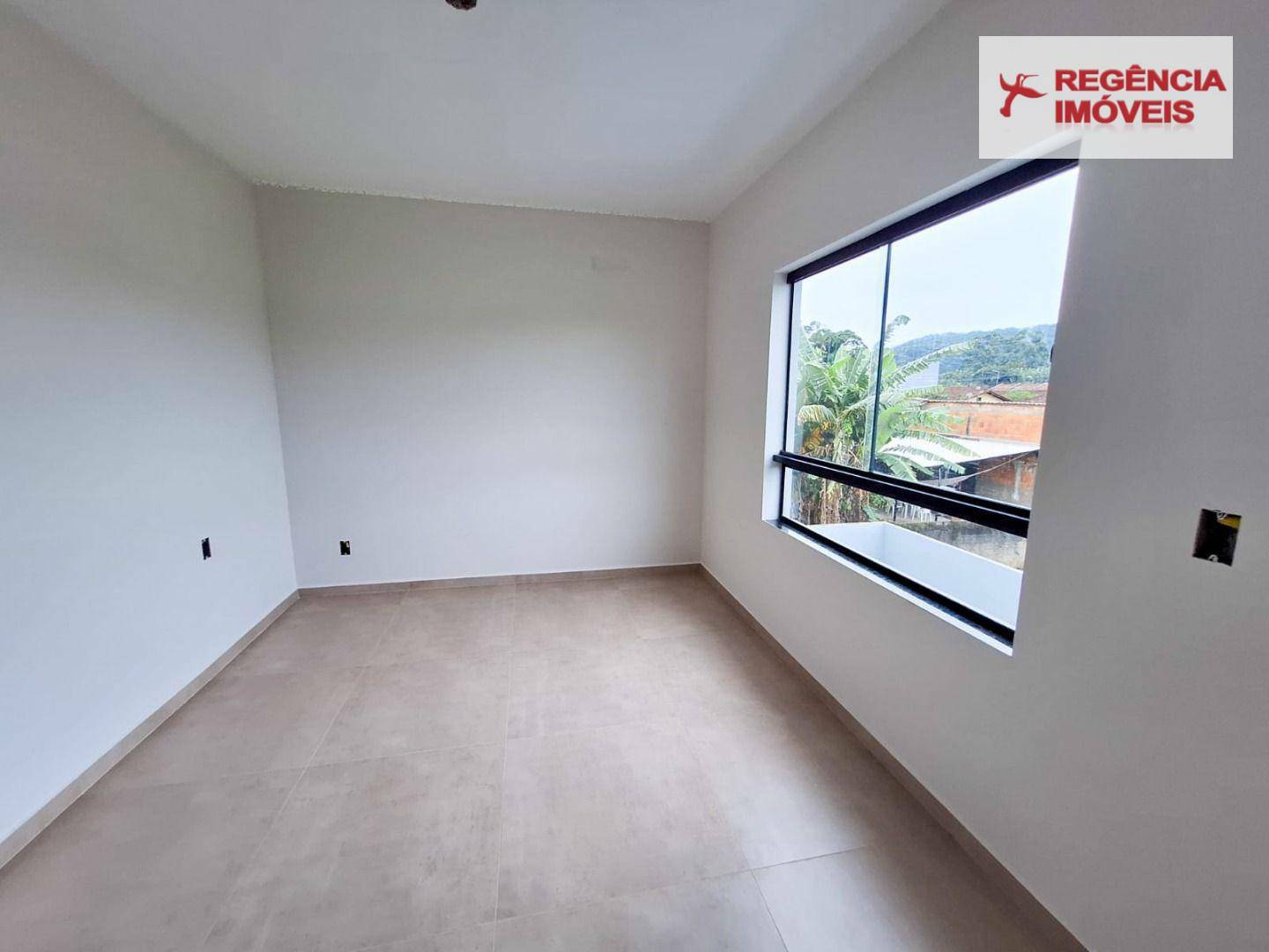 Casa à venda com 2 quartos, 82m² - Foto 5