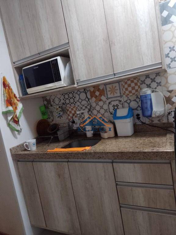 Apartamento à venda com 3 quartos, 58m² - Foto 11