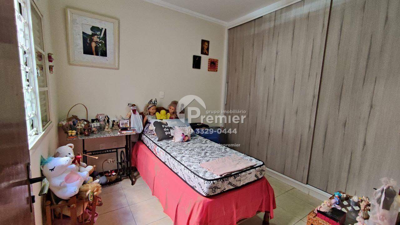 Casa à venda com 3 quartos, 214m² - Foto 15