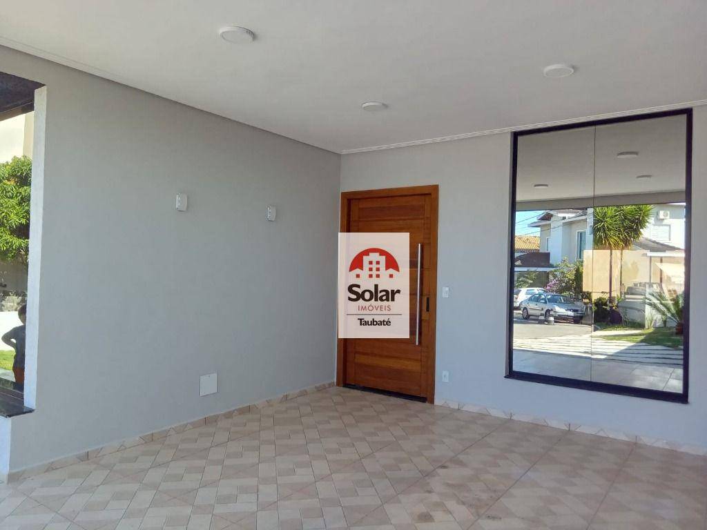 Casa de Condomínio à venda com 3 quartos, 230m² - Foto 3