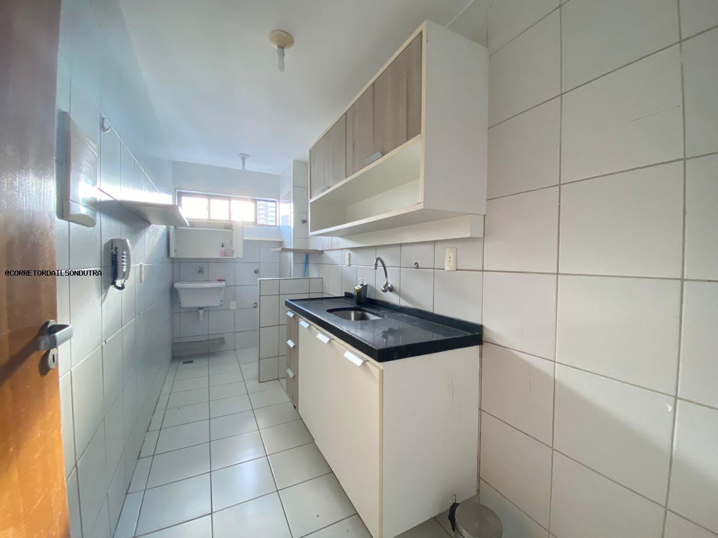 Apartamento à venda com 2 quartos, 60m² - Foto 4