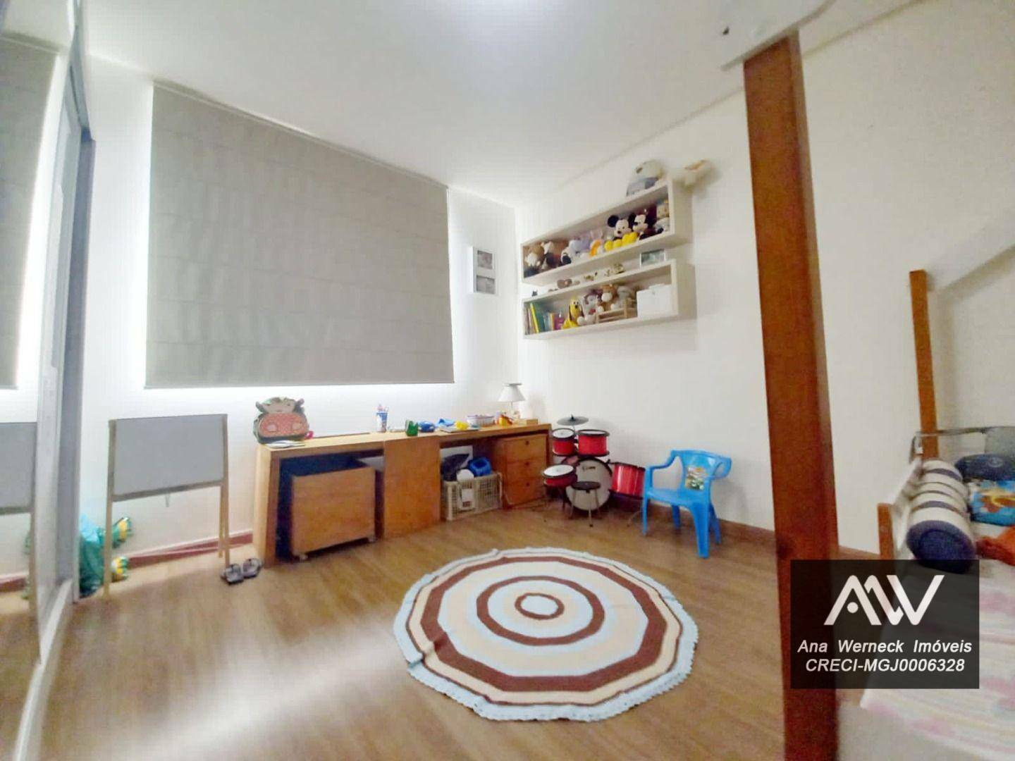 Casa à venda com 3 quartos, 300m² - Foto 13