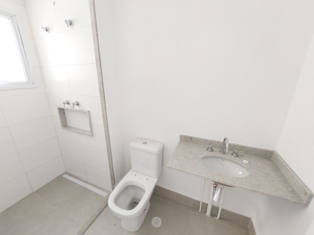 Apartamento à venda com 3 quartos, 154m² - Foto 23