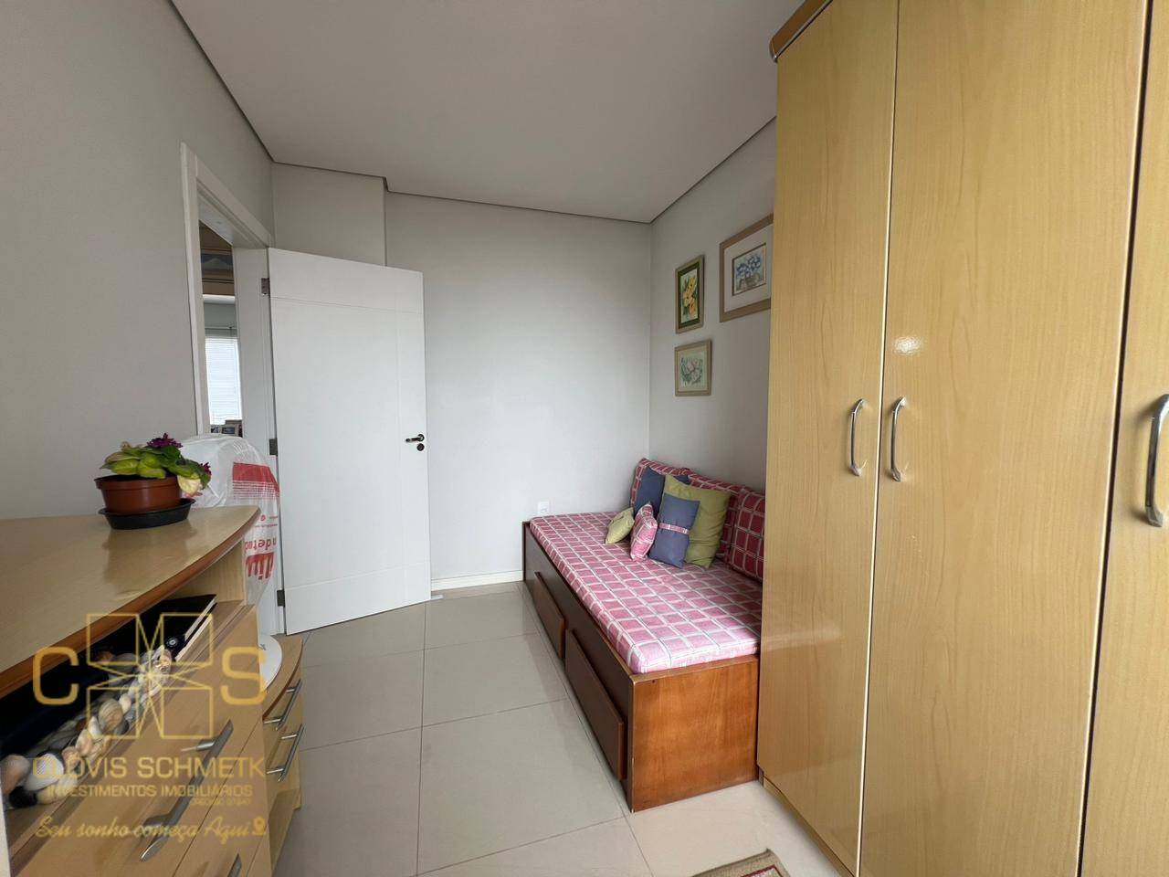 Apartamento à venda com 2 quartos, 83m² - Foto 11