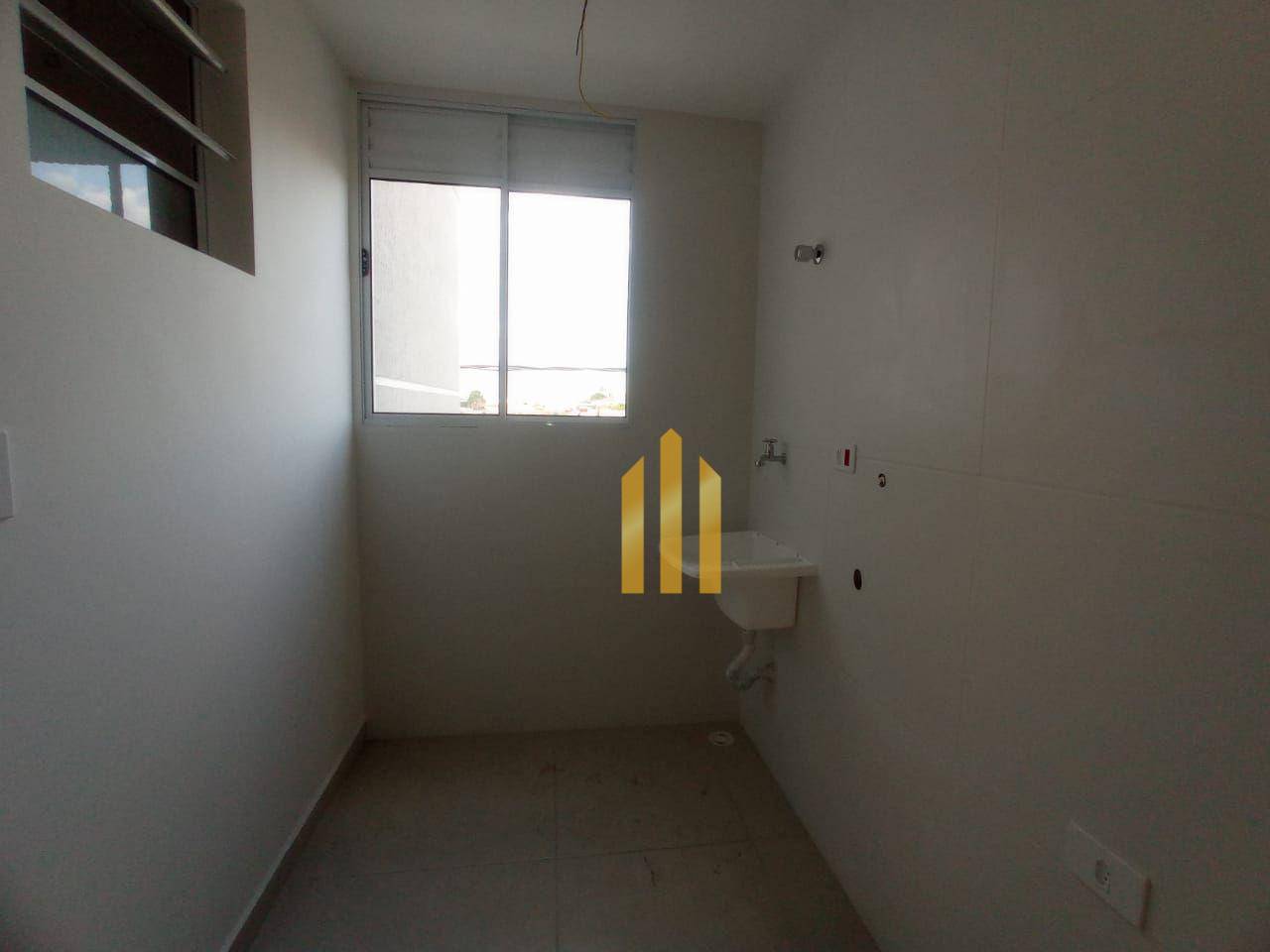 Apartamento à venda com 2 quartos, 43m² - Foto 9